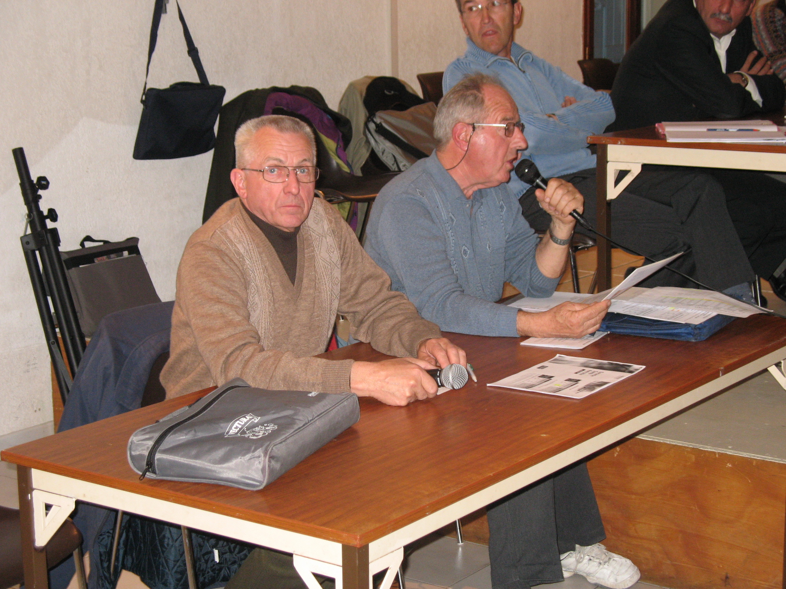 La rponse de Roger aux questions de l'assistance